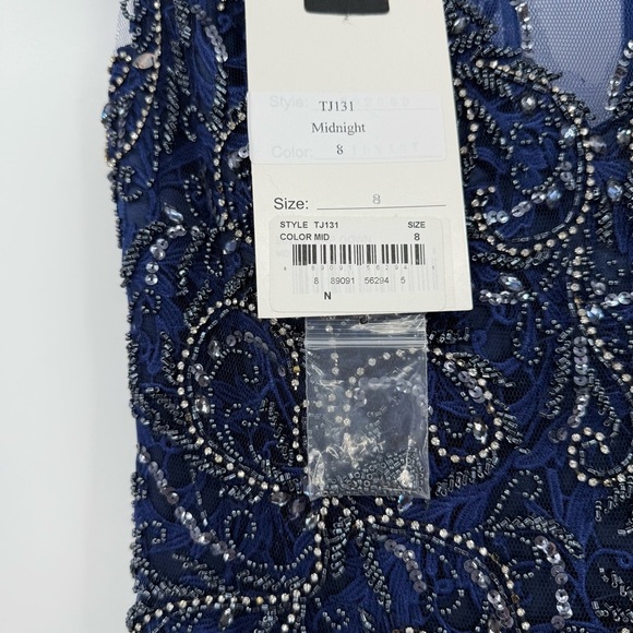 Mac Duggal Stunning Mesh Princess Beaded Lace Midnight Mermaid Maxi Gown Size 8 - Picture 10 of 17